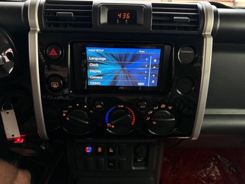 Used 2007 Toyota FJ Cruiser 4WD image 25