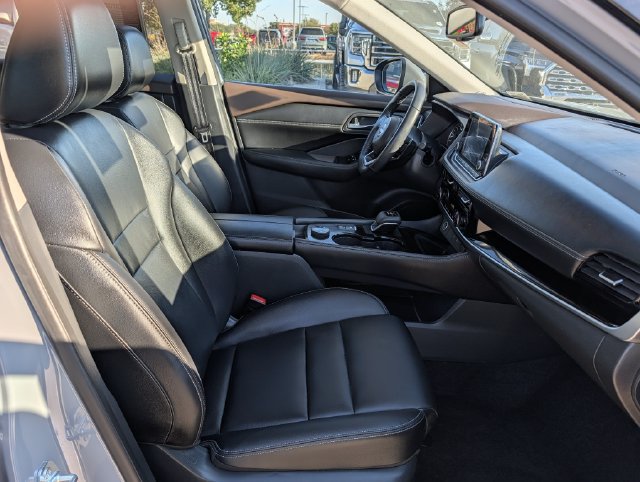 Used 2023 Nissan Rogue SL AWD/4WD image 35