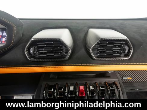 Used 2023 Lamborghini Huracan STO RWD image 24