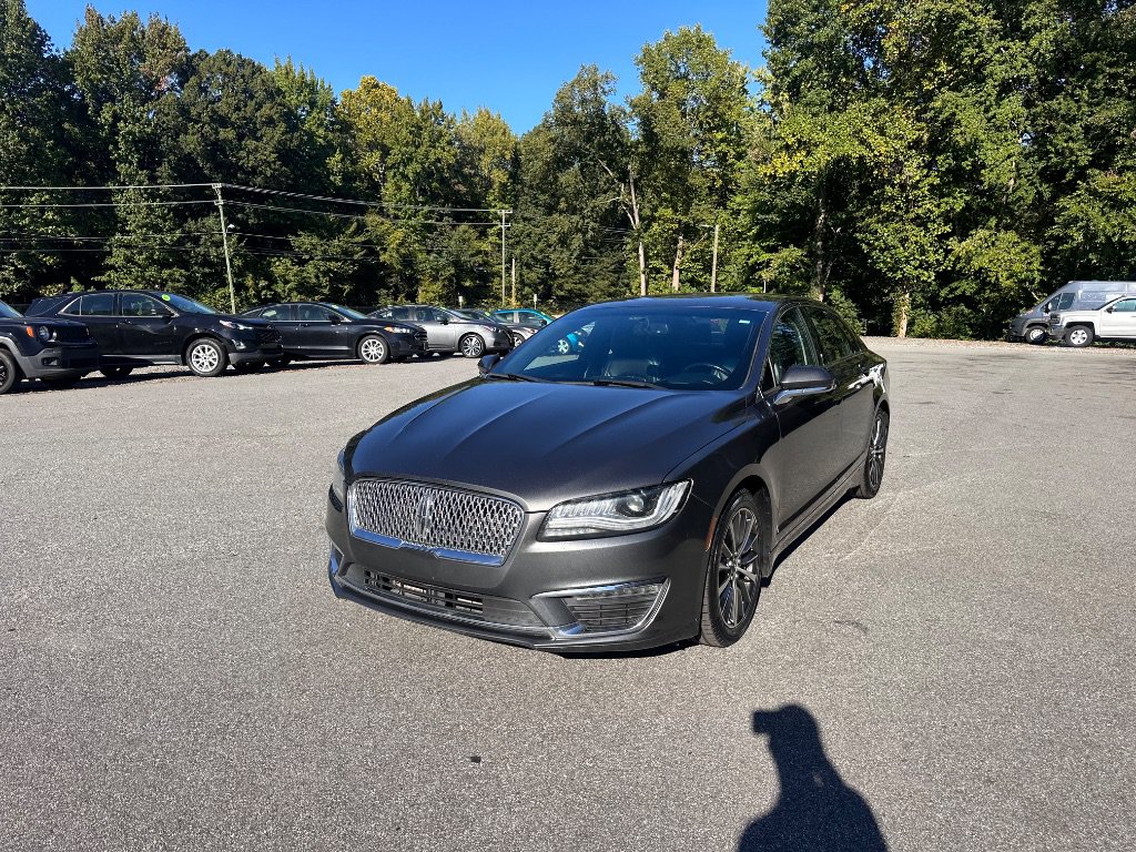 Used 2018 Lincoln MKZ Premiere FWD image 3