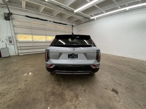 Used 2025 Cadillac Optiq Sport 1 image 5