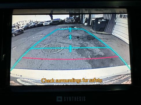 Used 2013 Toyota Avalon Limited image 18