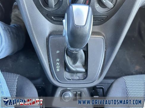 Used 2016 Ford Transit Connect XL image 30