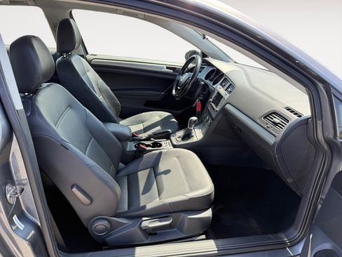 Used 2015 Volkswagen Golf S FWD image 19