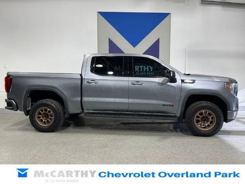 Used 2021 GMC Sierra 1500 AT4 w/ AT4 Premium Package AWD/4WD image 4