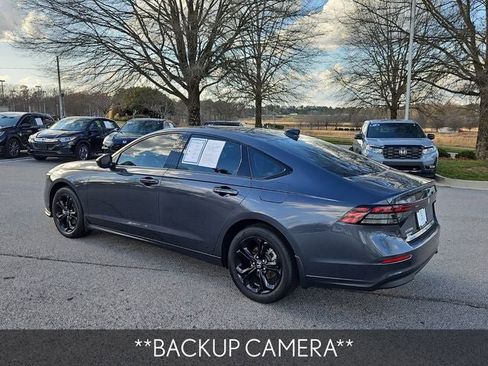 Certified 2025 Honda Accord SE image 4