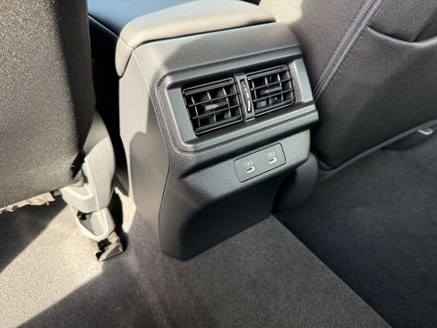 New 2025 Honda Accord SE image 32