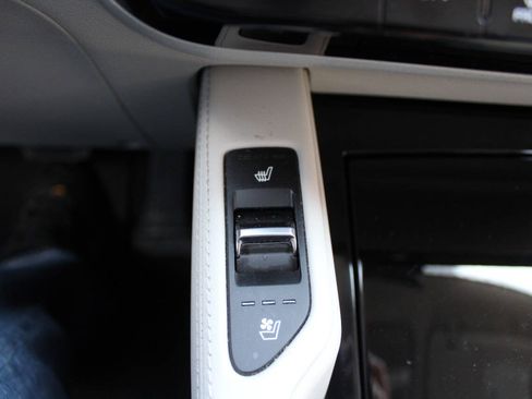 Used 2022 Kia Telluride EX w/ Towing Package AWD/4WD image 16