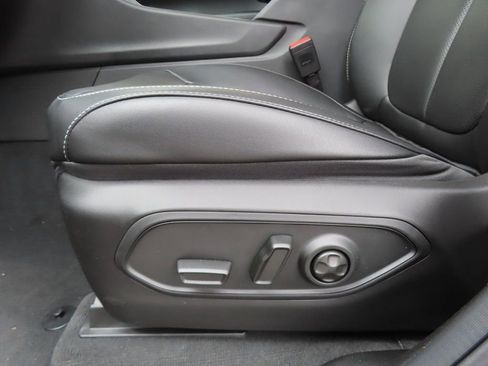 New 2025 Jeep Grand Cherokee Limited w/ Luxury Tech Group II image 10