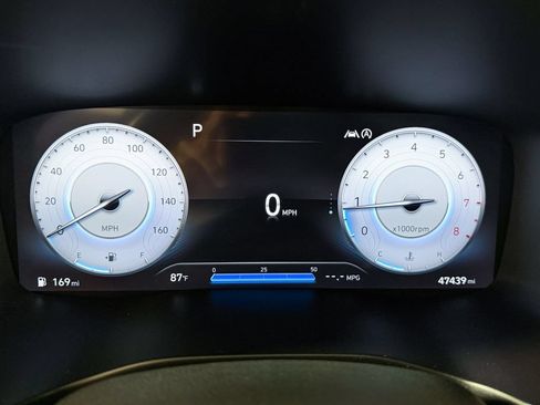 Used 2022 Hyundai Santa Fe Limited AWD/4WD image 47