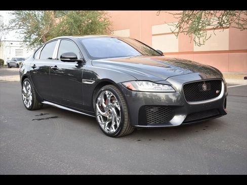Used 2016 Jaguar XF S image 2