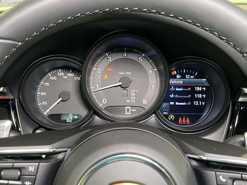 New 2026 Porsche Macan image 44