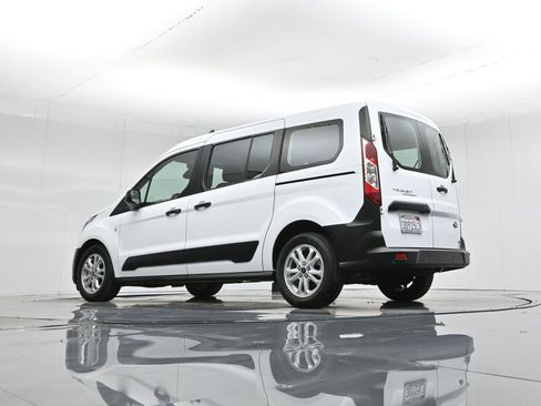 Certified 2022 Ford Transit Connect XL image 4