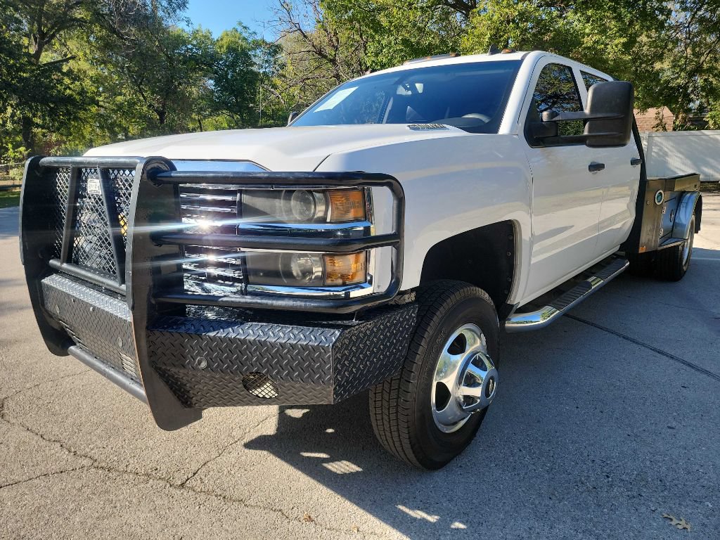 Used 2015 Chevrolet Silverado 3500 LT w/ LT Convenience Package AWD/4WD image 3