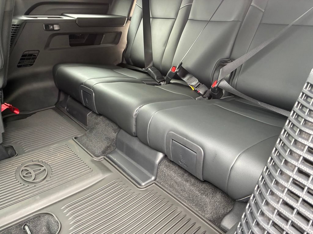 Used 2026 Toyota Sequoia Limited AWD/4WD image 19