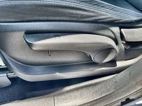 Used 2020 Kia Sorento LX image 20