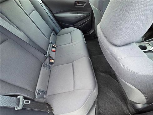 Certified 2025 Toyota Corolla LE image 18