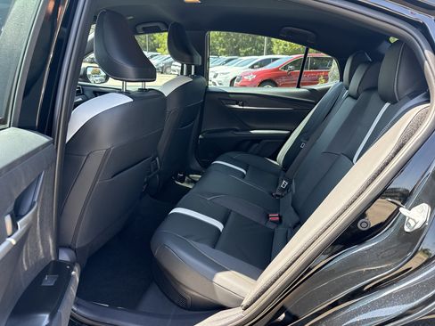 Used 2025 Toyota Camry SE w/ Convenience Package FWD image 21