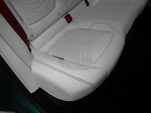 Used 2023 Aston Martin DBX AWD/4WD image 69