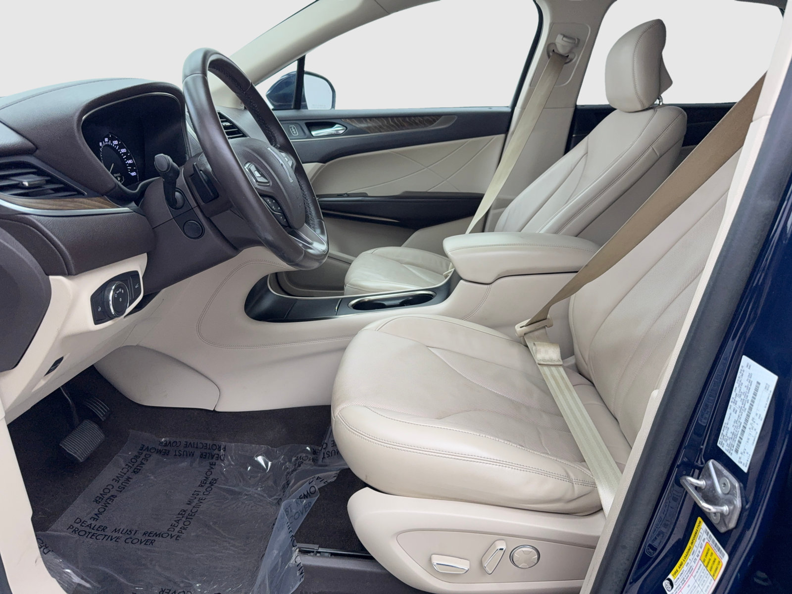 Used 2019 Lincoln MKC Reserve FWD image 27