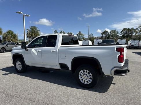Used 2022 Chevrolet Silverado 2500 LT w/ All Star Edition AWD/4WD image 5