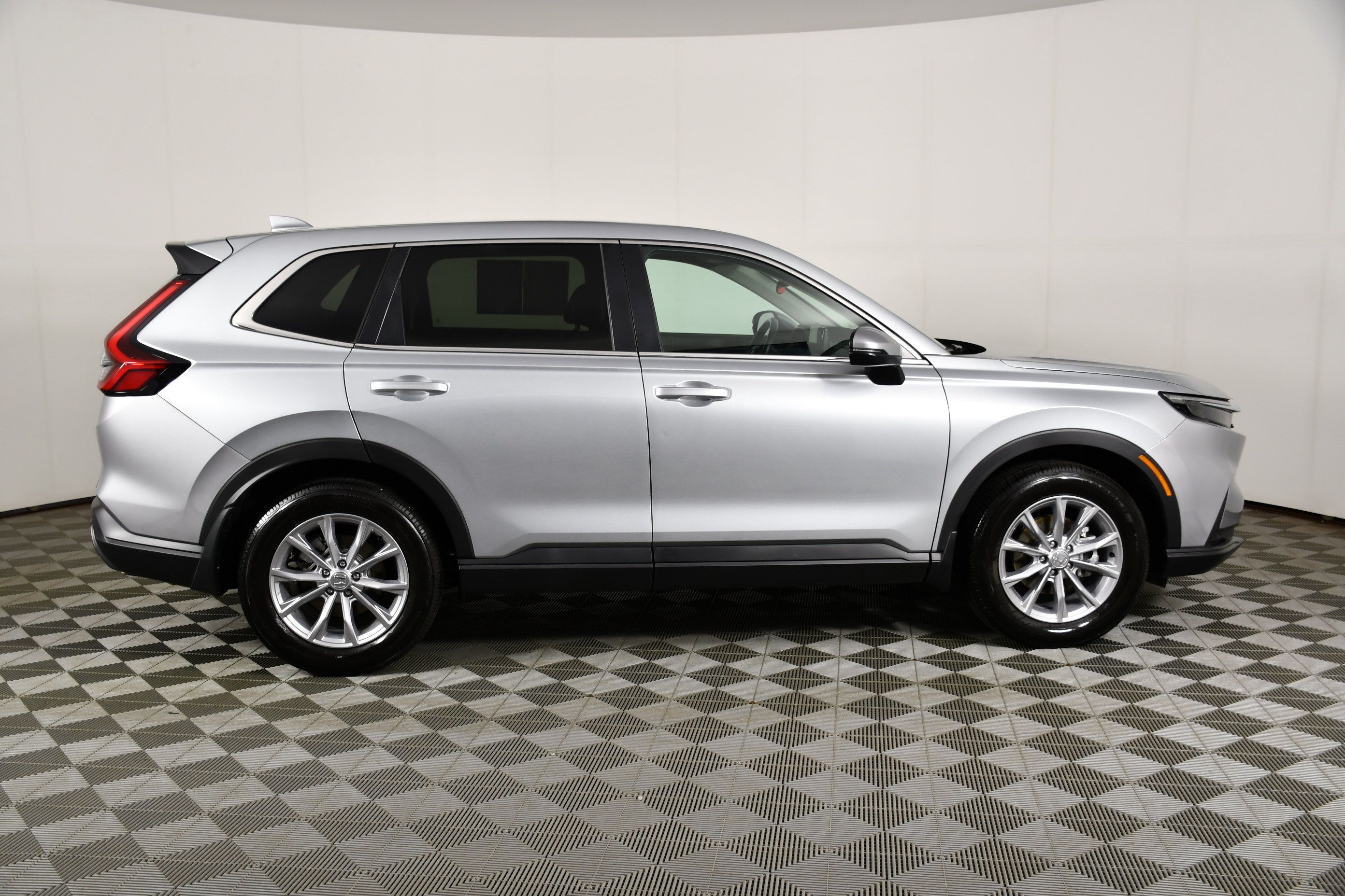 Certified 2025 Honda CR-V EX-L image 5