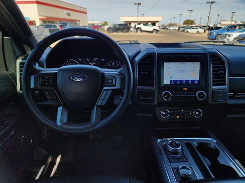 Used 2020 Ford Expedition XLT w/ Equipment Group 202A image 11