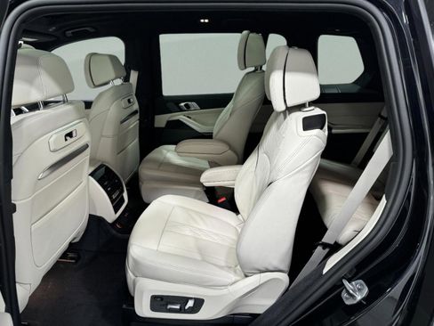 New 2026 BMW X7 xDrive40i image 10