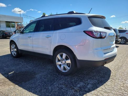 Used 2017 Chevrolet Traverse Premier AWD/4WD image 4