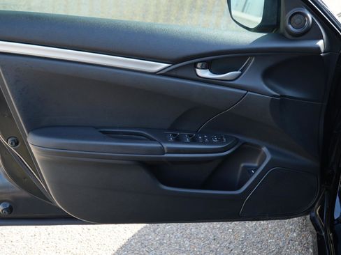 Used 2021 Honda Civic Sport image 13