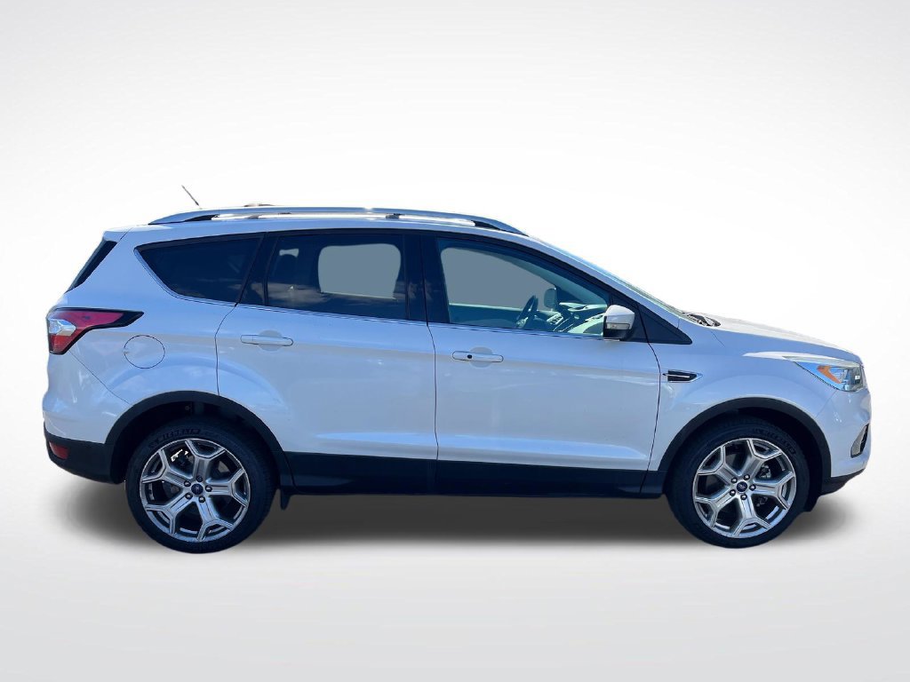 Used 2018 Ford Escape Titanium w/ Ford Safe & Smart Package AWD/4WD image 6