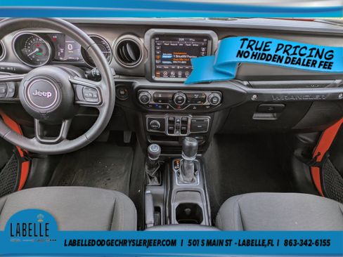 Used 2023 Jeep Wrangler Unlimited AWD/4WD image 13