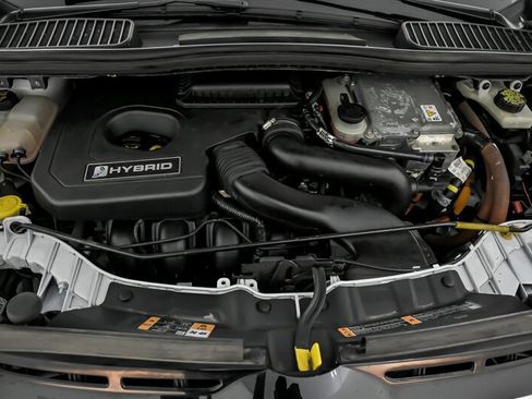 Used 2015 Ford C-MAX SE image 16