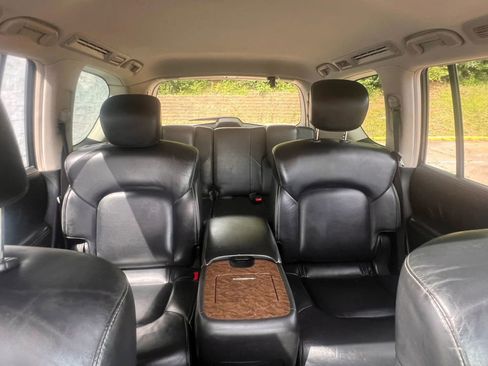 Used 2017 INFINITI QX80 4WD image 22