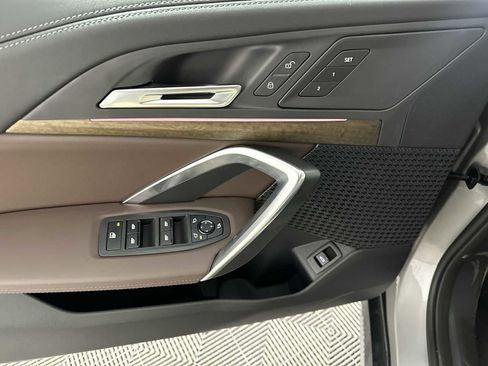 Used 2025 BMW X1 xDrive28i w/ Technology Package image 11