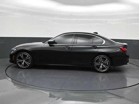 Used 2021 BMW 330i Sedan w/ Premium Package RWD image 2
