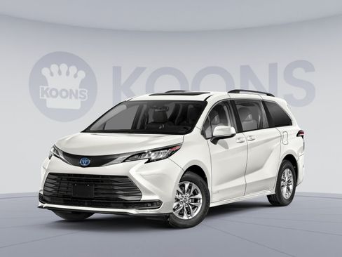 Used 2022 Toyota Sienna LE FWD image 1