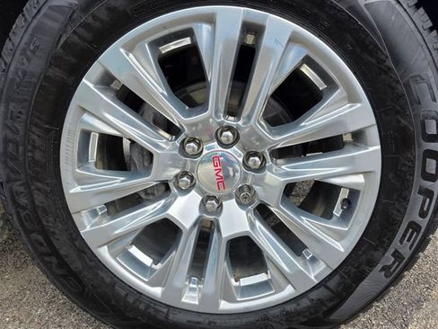 Used 2021 GMC Sierra 1500 Denali w/ Driver Alert Package II AWD/4WD image 8