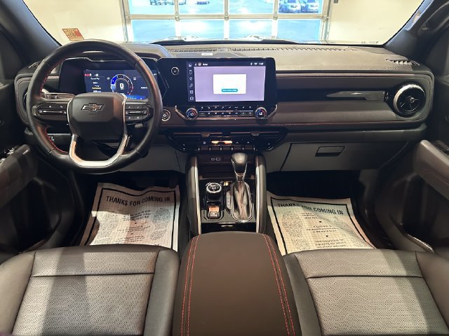 Used 2026 Chevrolet Colorado Z71 AWD/4WD image 9