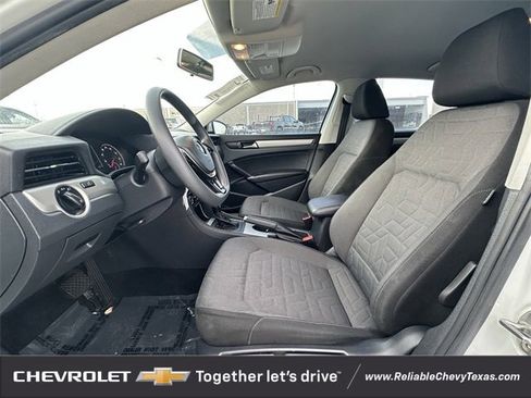 Used 2020 Volkswagen Passat 2.0T S image 23