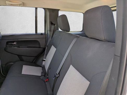 Used 2010 Jeep Liberty Sport w/ Popular Equipment Group image 15