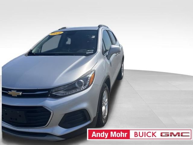 Used 2018 Chevrolet Trax LT w/ LT Convenience Package FWD image 4