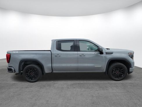 Used 2024 GMC Sierra 1500 Elevation image 2
