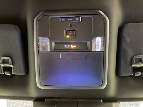 Certified 2025 Toyota Tacoma 4x4 Double Cab Hybrid image 29