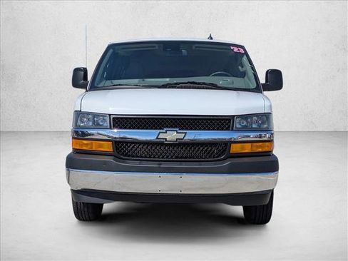 Used 2023 Chevrolet Express 3500 LT w/ LT Preferred Equipment Group RWD image 2