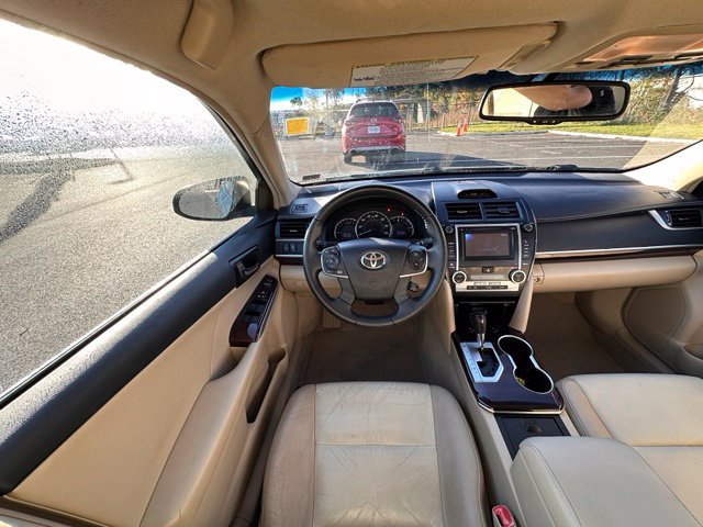 Used 2012 Toyota Camry XLE w/ Leather Pkg FWD image 19