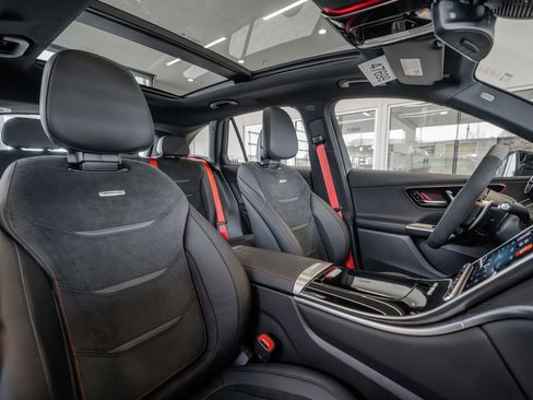 New 2026 Mercedes-Benz GLC 43 AMG 4MATIC image 29