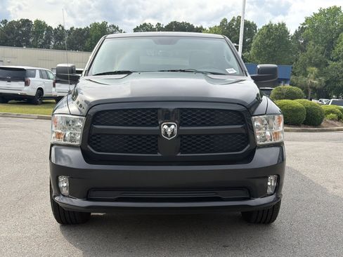 Used 2015 RAM 1500 Express RWD image 6