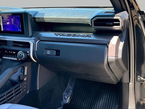 Used 2024 Toyota Tacoma SR5 RWD image 18