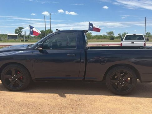 Used 2018 RAM 1500 Sport w/ Convenience Group image 8